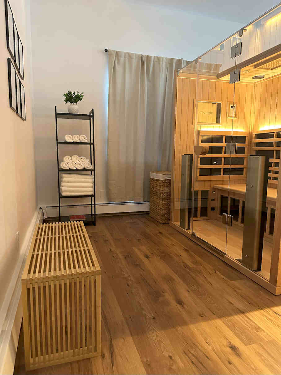 infrared-sauna-at-Align-Bodywork